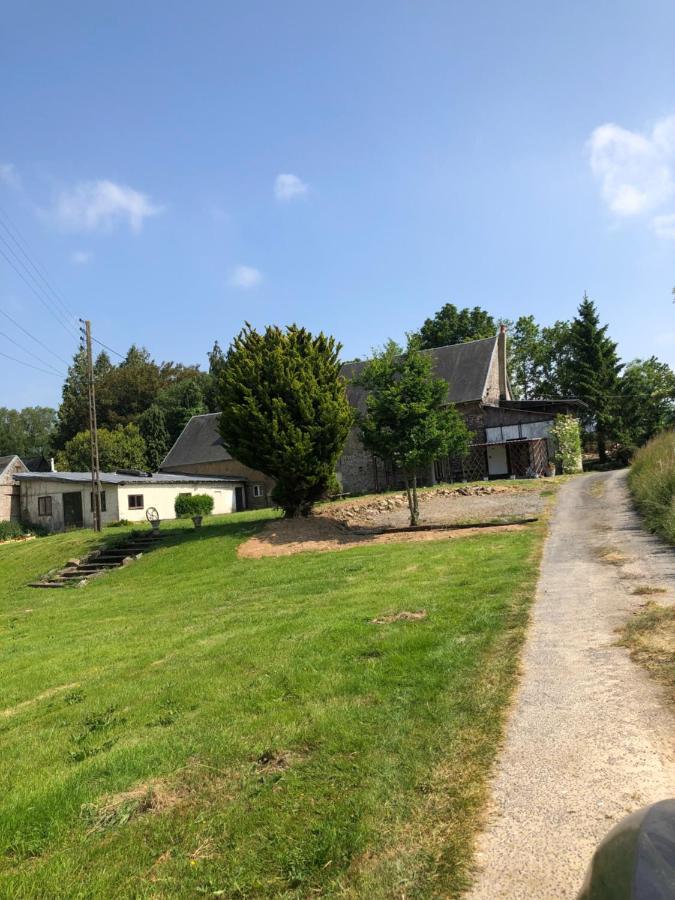 Les Gites De La Cabache Montaigu-les-Bois Esterno foto